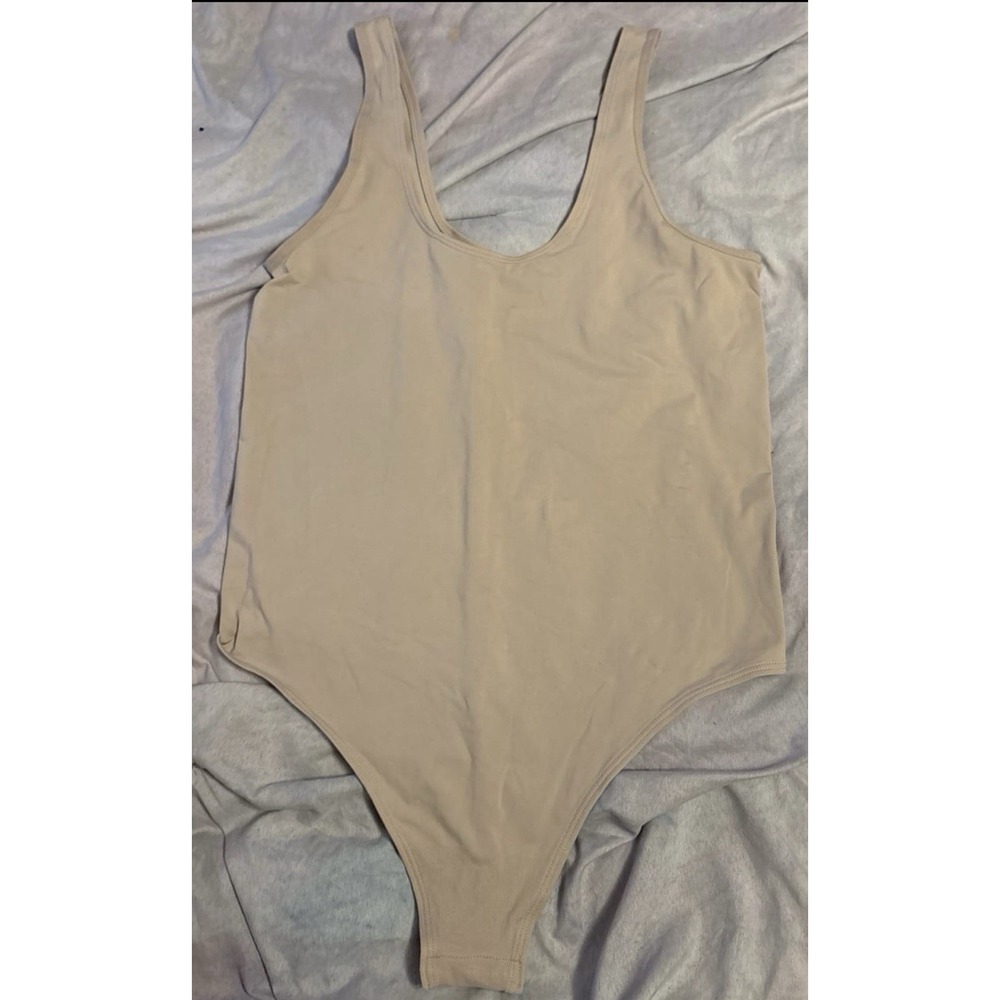 NEW Maidenform Plus Size‎ Beige Seamless Smoothing Bodysuit, Size 3XL